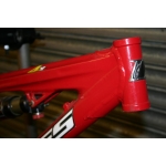 Ex-Demo Foes 4X Frame - M Red Ex-Demo Foes 4X Frame - M Red